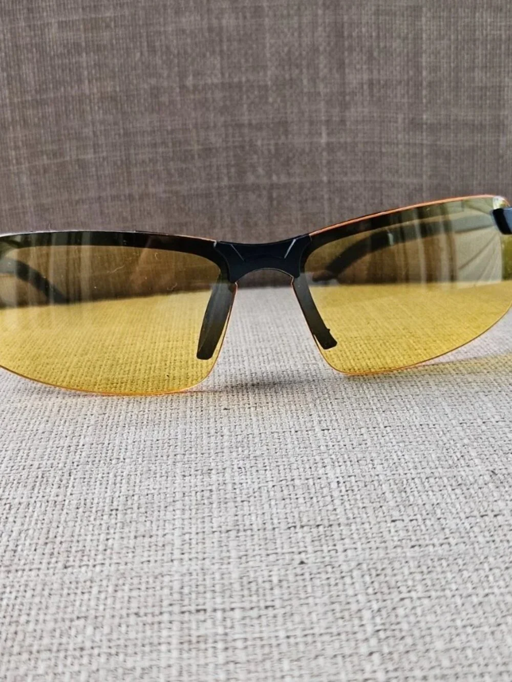 Anti Glare Sunglasses Yellow Tone Lenses Night Vision Wrap Shape Eyewear Shades
